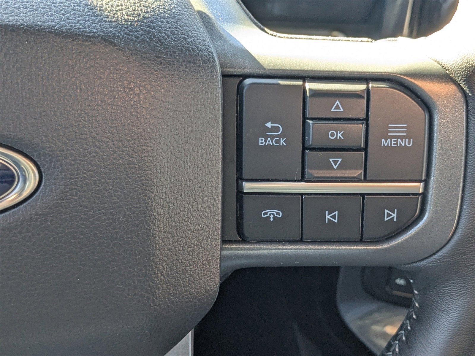 Certified 2023 Ford F150 Lariat w/ Equipment Group 502A High image 30