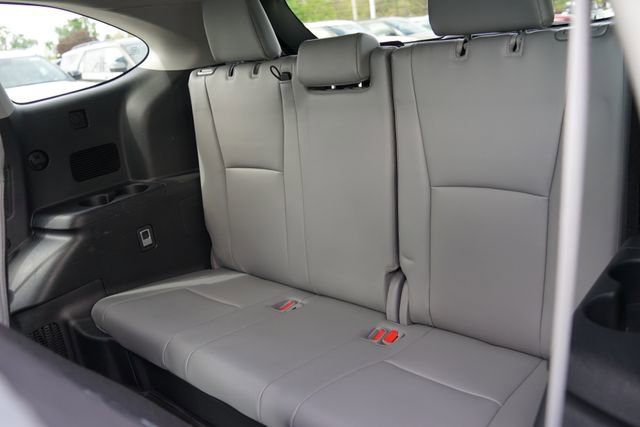 Used 2023 Toyota Highlander XLE AWD/4WD image 8