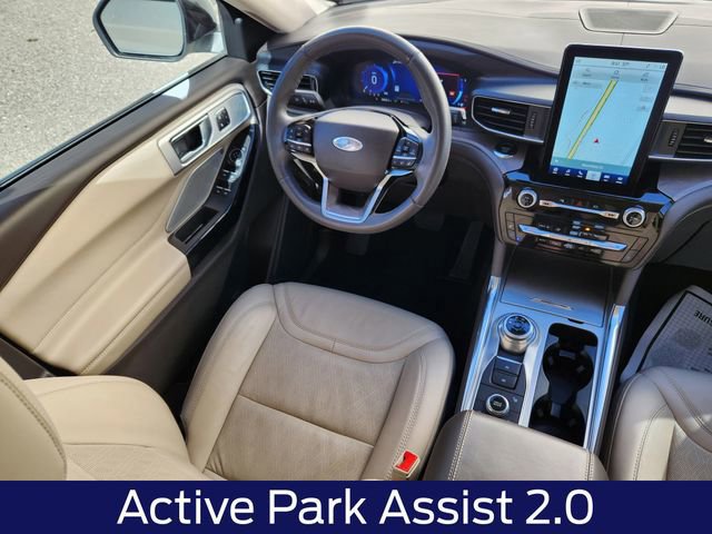 Certified 2023 Ford Explorer Platinum w/ Technology Package AWD/4WD image 13
