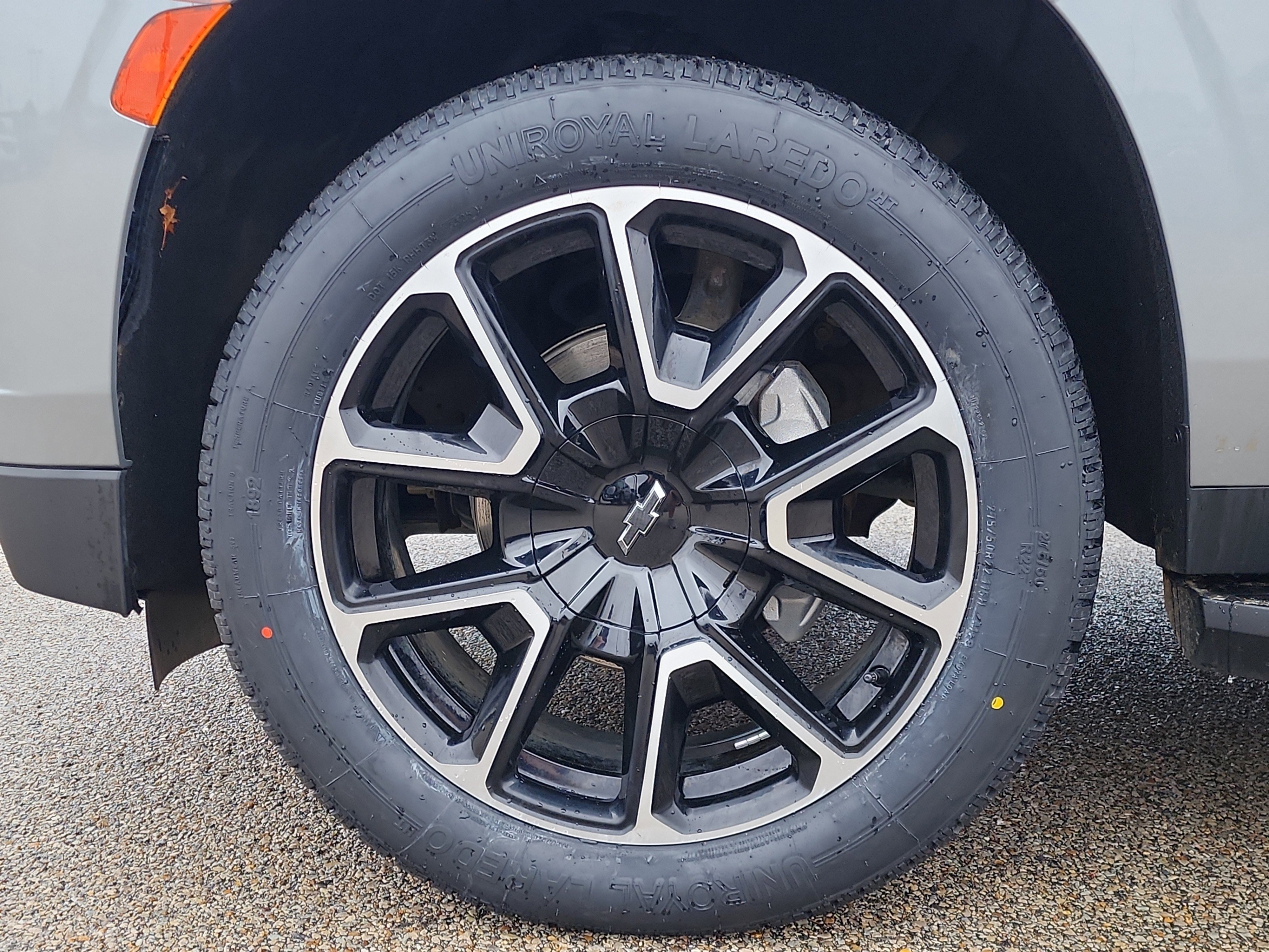 Used 2023 Chevrolet Tahoe RST w/ Luxury Package image 9