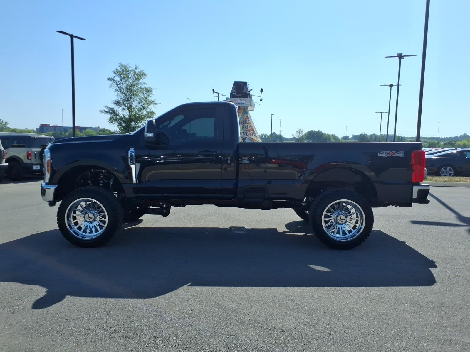 Certified 2024 Ford F250 XLT w/ Snow Plow Prep Package AWD/4WD image 6