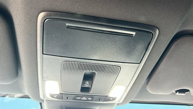 Used 2025 Honda CR-V Sport-L image 24