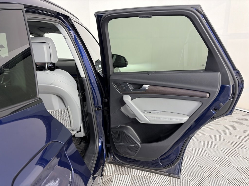 Used 2022 Audi Q5 2.0T Prestige image 28