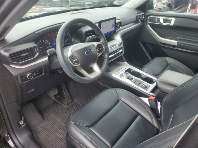 Certified 2023 Ford Explorer XLT w/ Equipment Group 202A AWD/4WD image 14