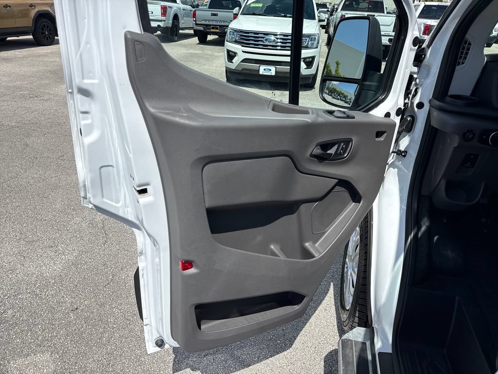 Certified 2025 Ford Transit 250 Low Roof w/ Exterior Upgrade Package RWD image 13