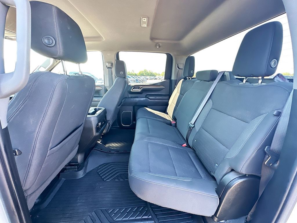 Used 2022 Chevrolet Silverado 1500 LT AWD/4WD image 17