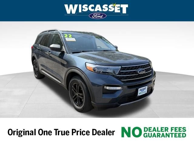 Certified 2022 Ford Explorer XLT w/ Equipment Group 202A image 8