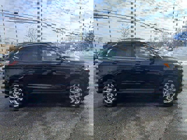 Certified 2022 Ford Edge SEL w/ Convenience Package image 9