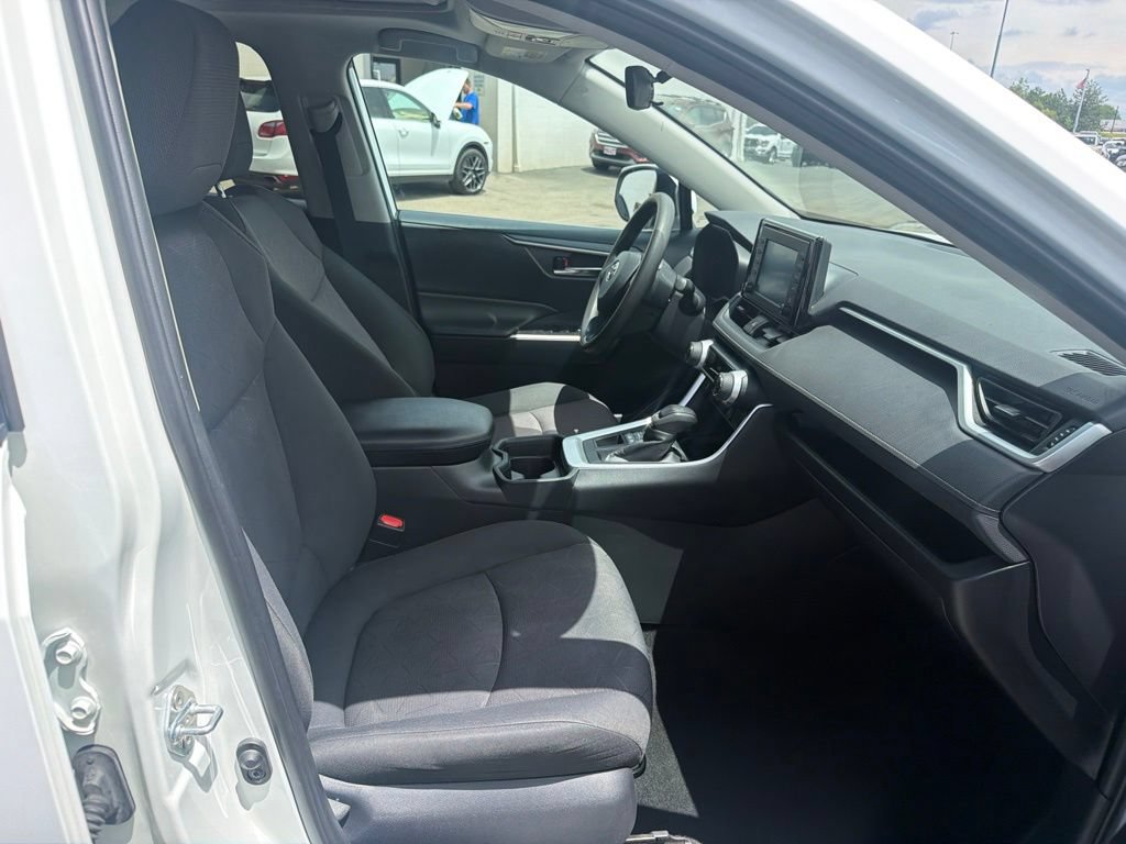 Used 2019 Toyota RAV4 XLE w/ Convenience Package AWD/4WD image 40
