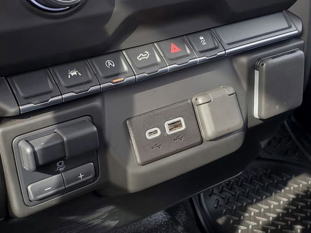 Used 2025 Chevrolet Silverado 1500 W/T w/ WT Value Package image 19