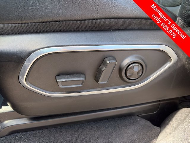 Used 2022 Jeep Wagoneer Series II w/ Convenience Group I AWD/4WD image 19