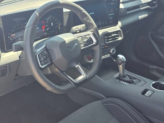 Certified 2025 Ford Mustang Coupe RWD image 7