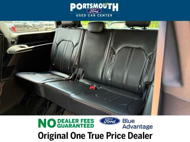 Certified 2024 Ford Expedition Platinum image 14