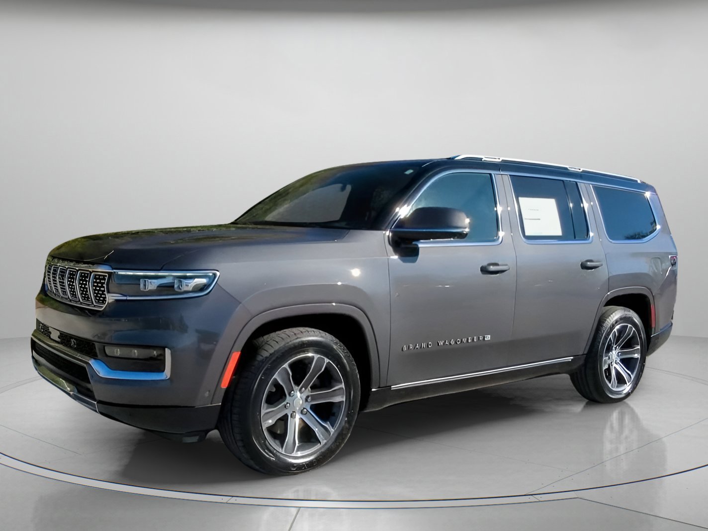 Used 2022 Jeep Grand Wagoneer Series I image 5