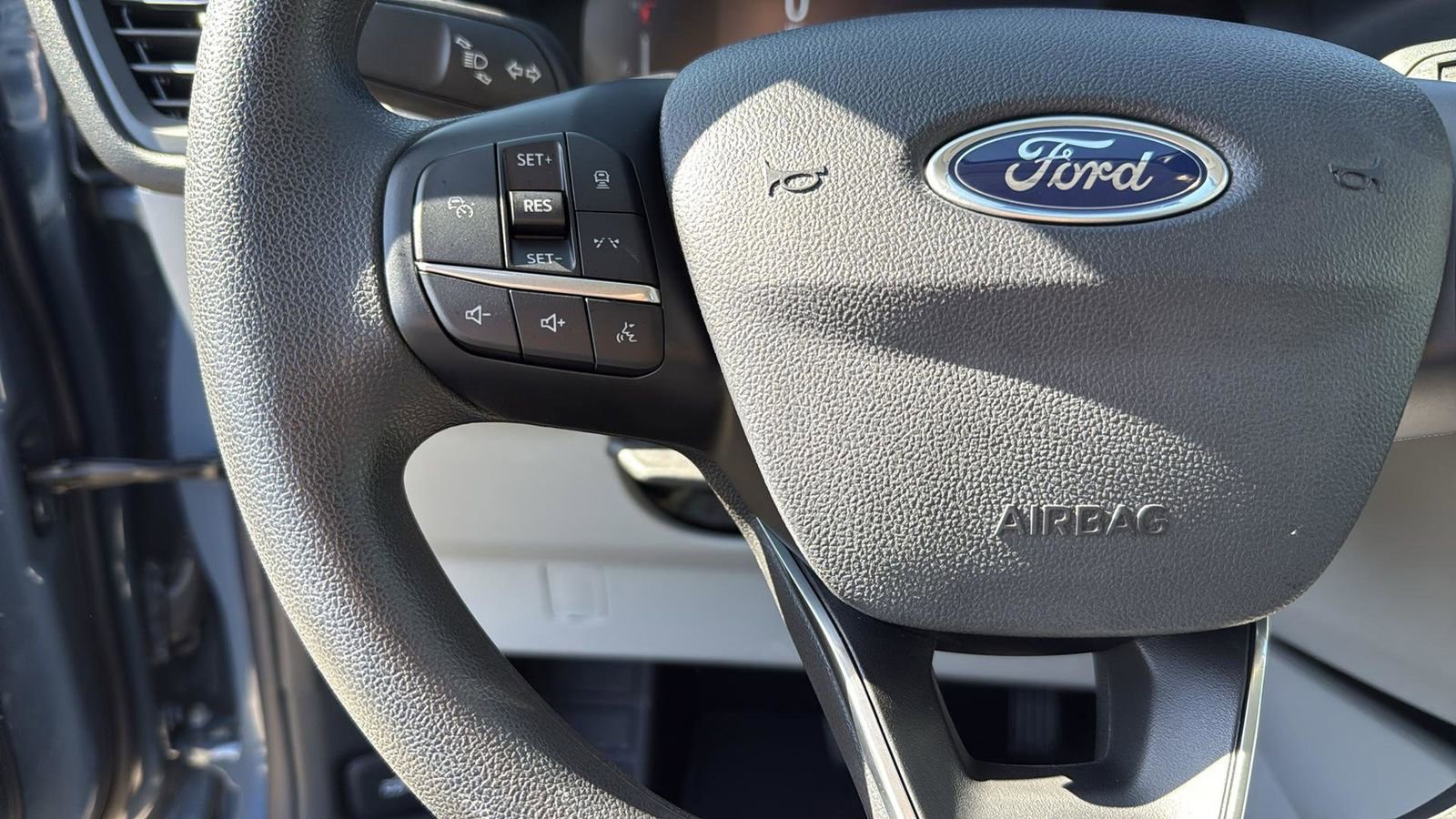 Certified 2025 Ford Escape Active w/ Tech Pack #1 image 18