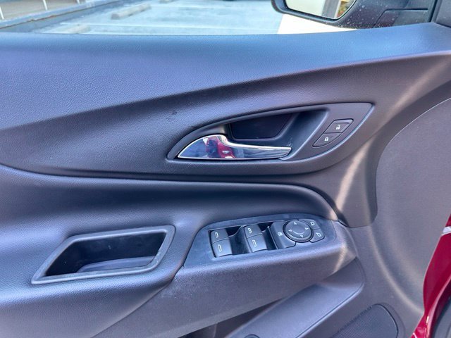 Used 2018 Chevrolet Equinox LT AWD/4WD image 31