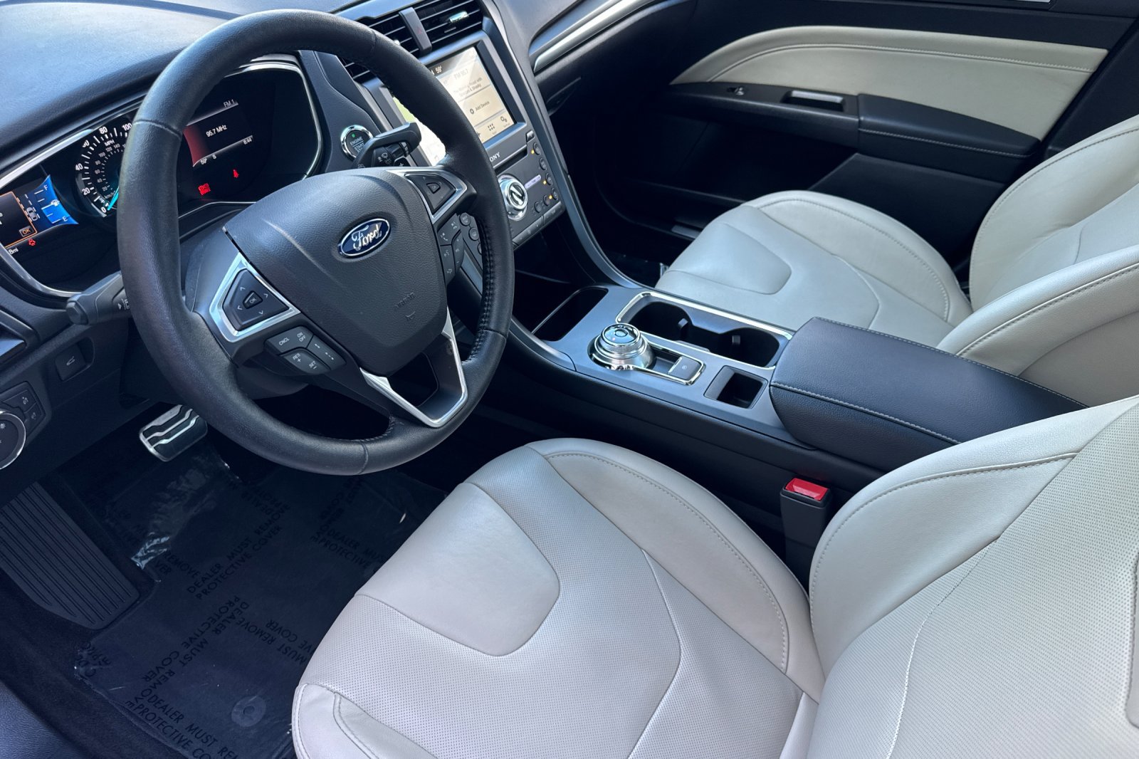 Certified 2017 Ford Fusion Titanium FWD image 10
