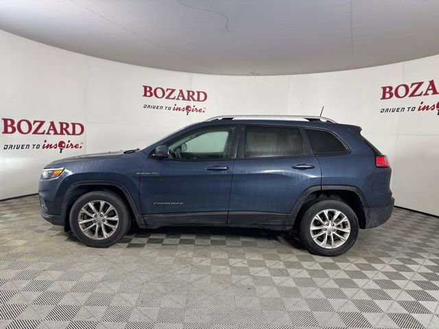 Used 2021 Jeep Cherokee Latitude image 2