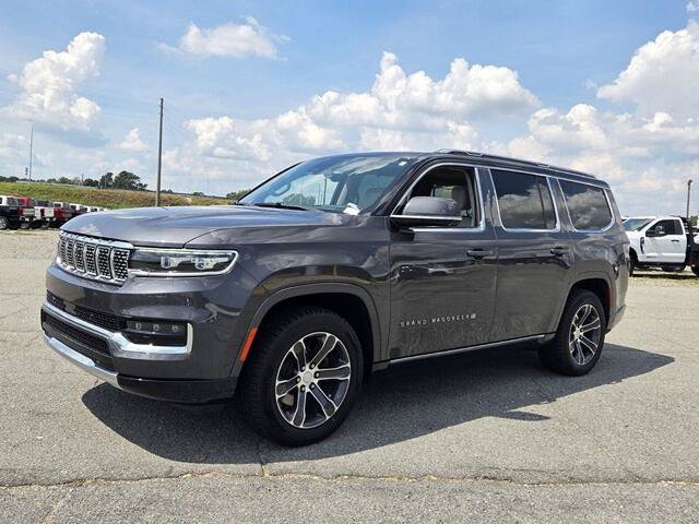 Used 2022 Jeep Grand Wagoneer Series I AWD/4WD image 3