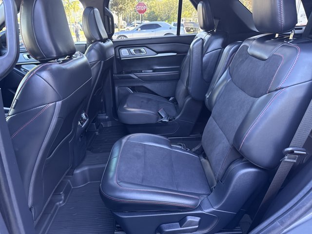 Certified 2025 Ford Explorer ST AWD/4WD image 21