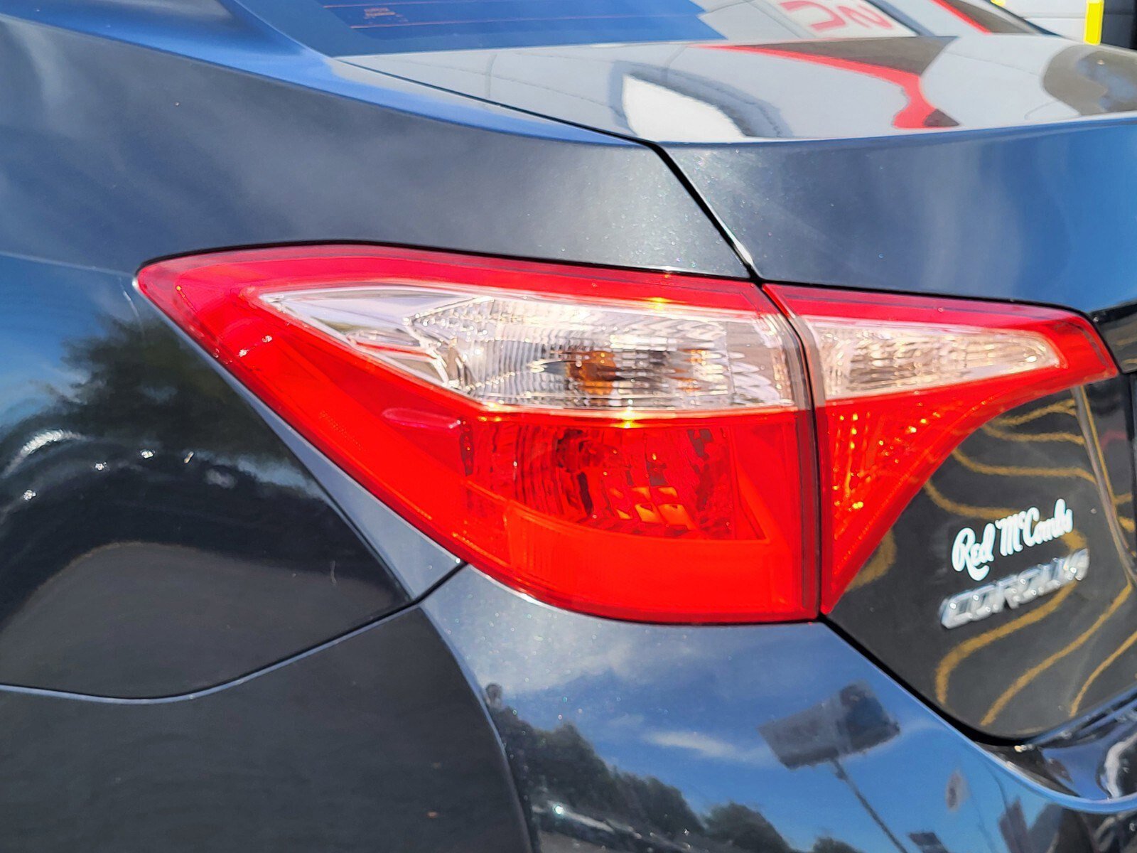 Used 2019 Toyota Corolla LE image 10