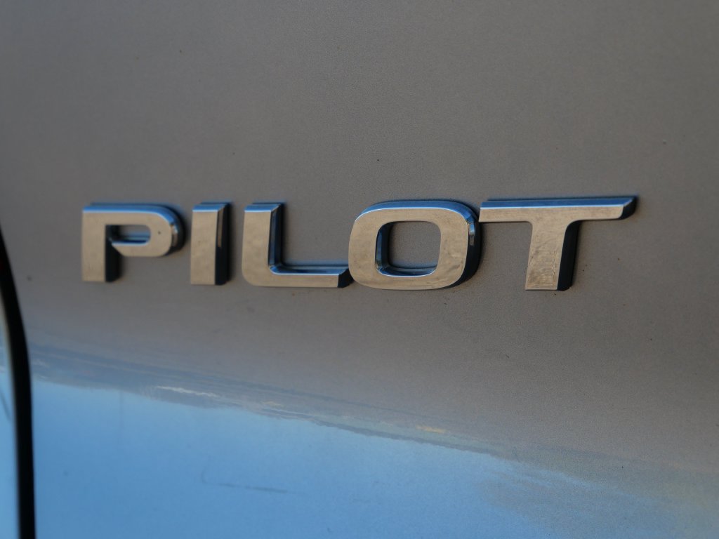 Used 2021 Honda Pilot Special Edition image 9