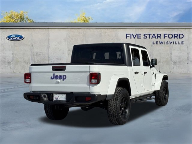 Used 2022 Jeep Gladiator Willys image 5