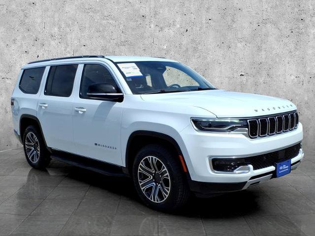 Used 2024 Jeep Wagoneer Series II w/ Flexible Seating Group AWD/4WD image 3