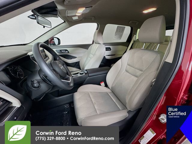 Used 2024 Nissan Rogue SV image 23