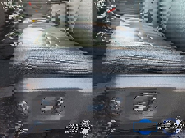 Used 2025 Jeep Wrangler Unlimited Sahara w/ Safety Group image 22