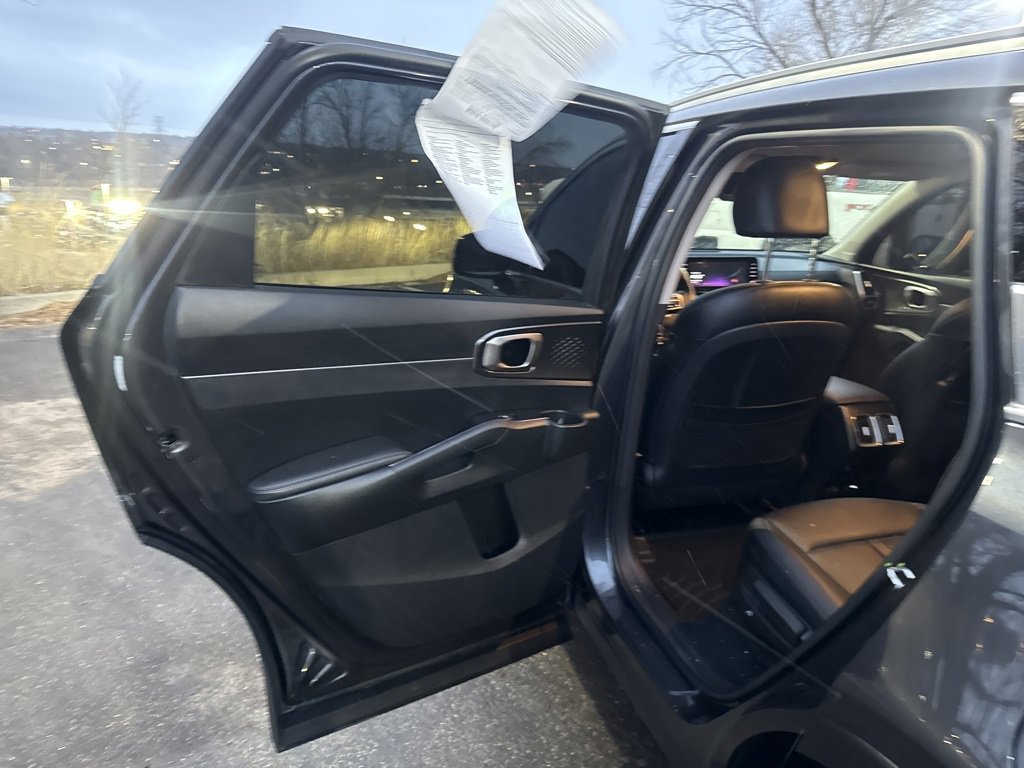 Used 2023 Kia Sorento EX image 20