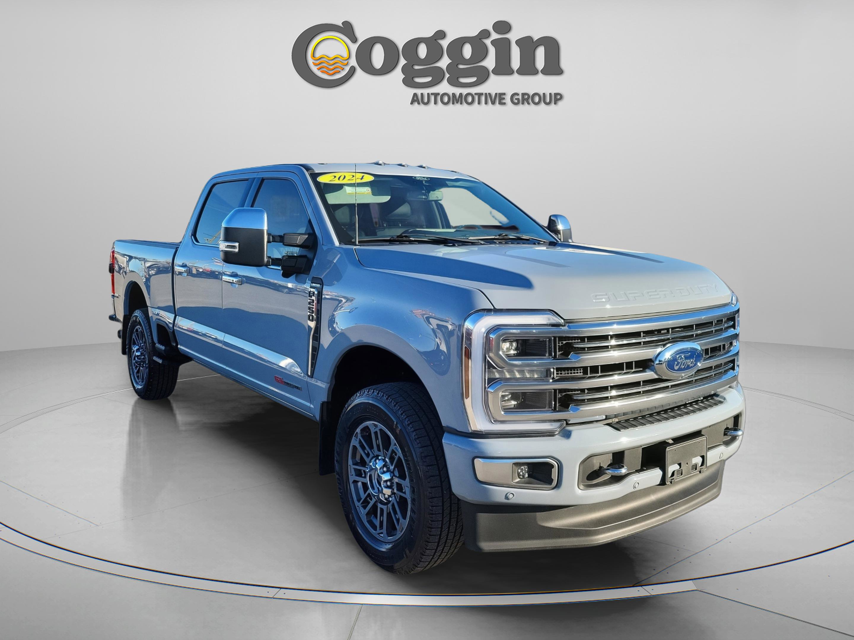 Certified 2024 Ford F250 Limited w/ FX4 Off-Road Package image 3