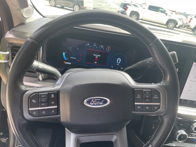Certified 2024 Ford F250 Lariat w/ Lariat Ultimate Package AWD/4WD image 32