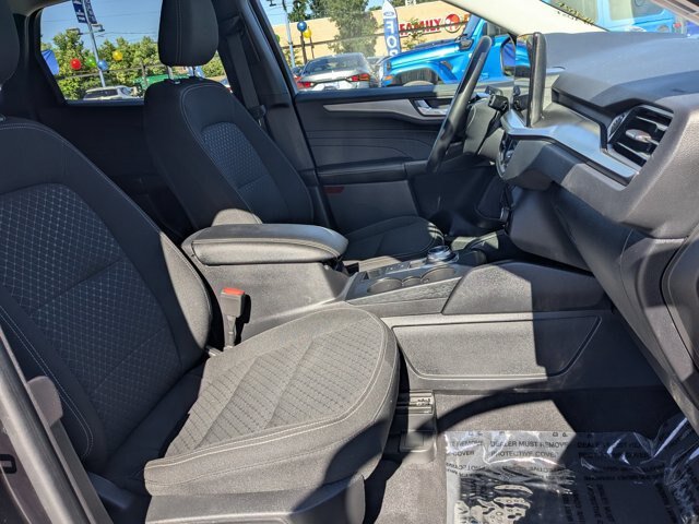 Certified 2023 Ford Escape Active AWD/4WD image 31