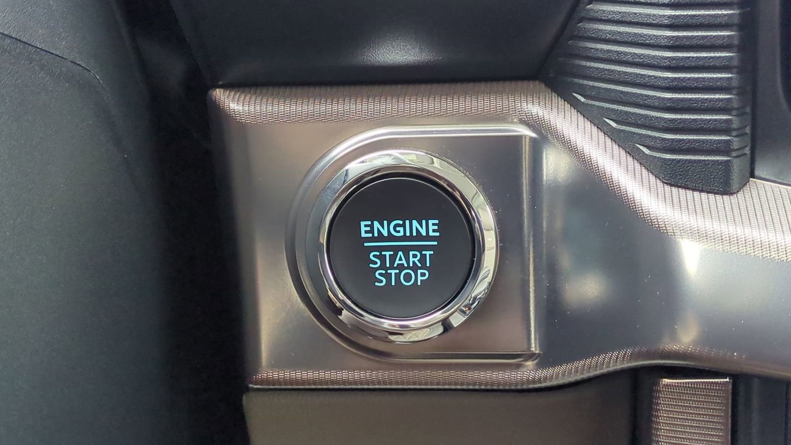 Certified 2024 Ford F150 Platinum w/ Equipment Group 703A Plus image 32