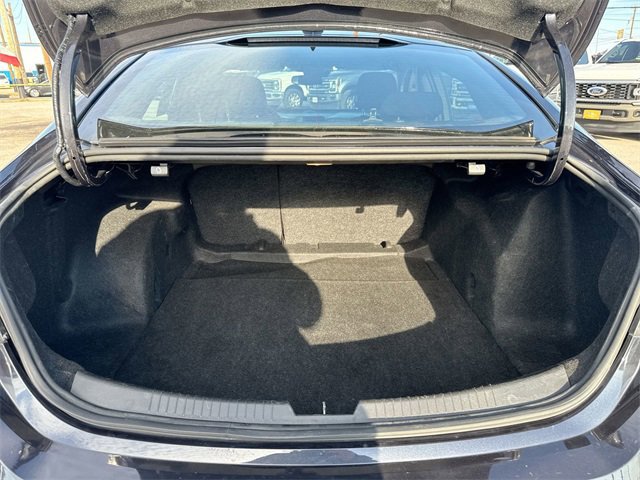Used 2023 Chevrolet Malibu LT image 24