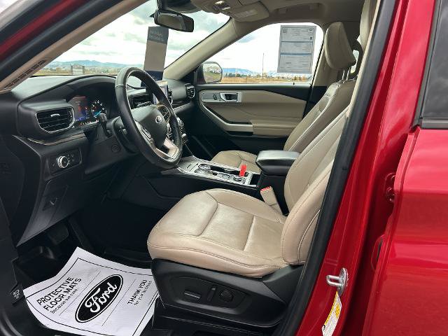 Certified 2021 Ford Explorer Limited w/ Equipment Group 301A AWD/4WD image 9