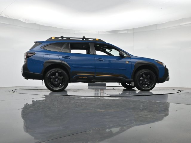 Used 2025 Subaru Outback Wilderness AWD/4WD image 34
