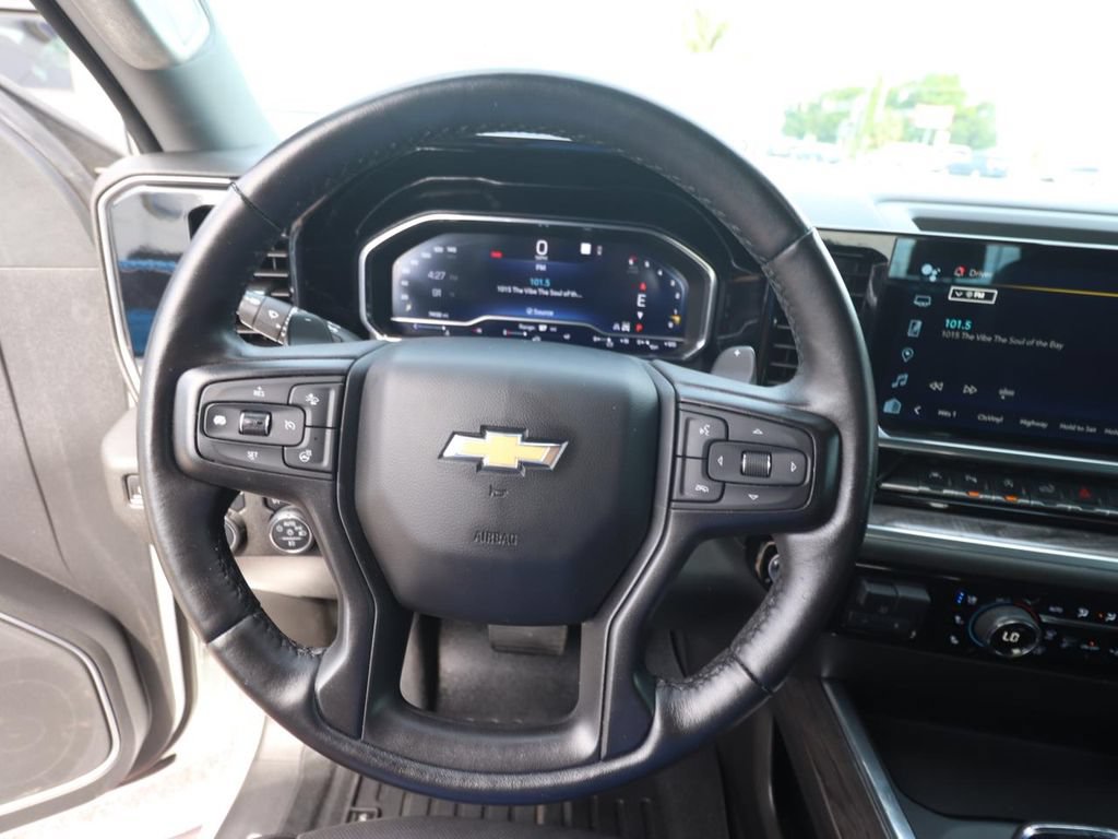 Used 2023 Chevrolet Silverado 1500 LTZ AWD/4WD image 19