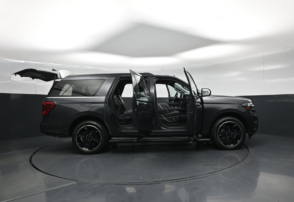 Certified 2022 Ford Expedition Max Limited AWD/4WD image 5