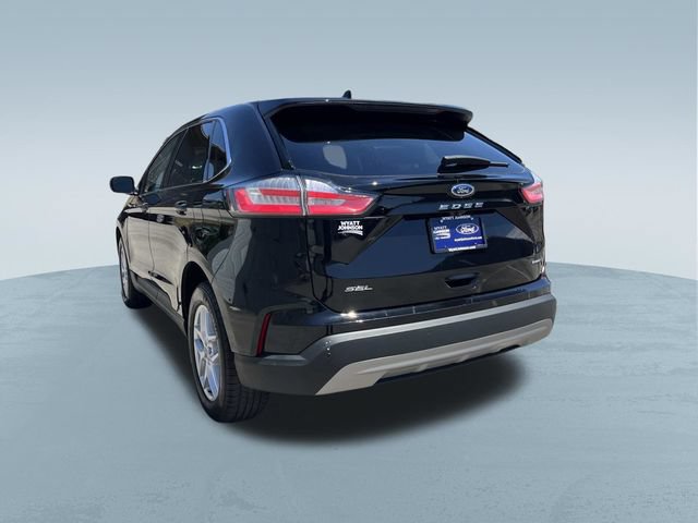 Certified 2023 Ford Edge SEL w/ Convenience Package AWD/4WD image 6