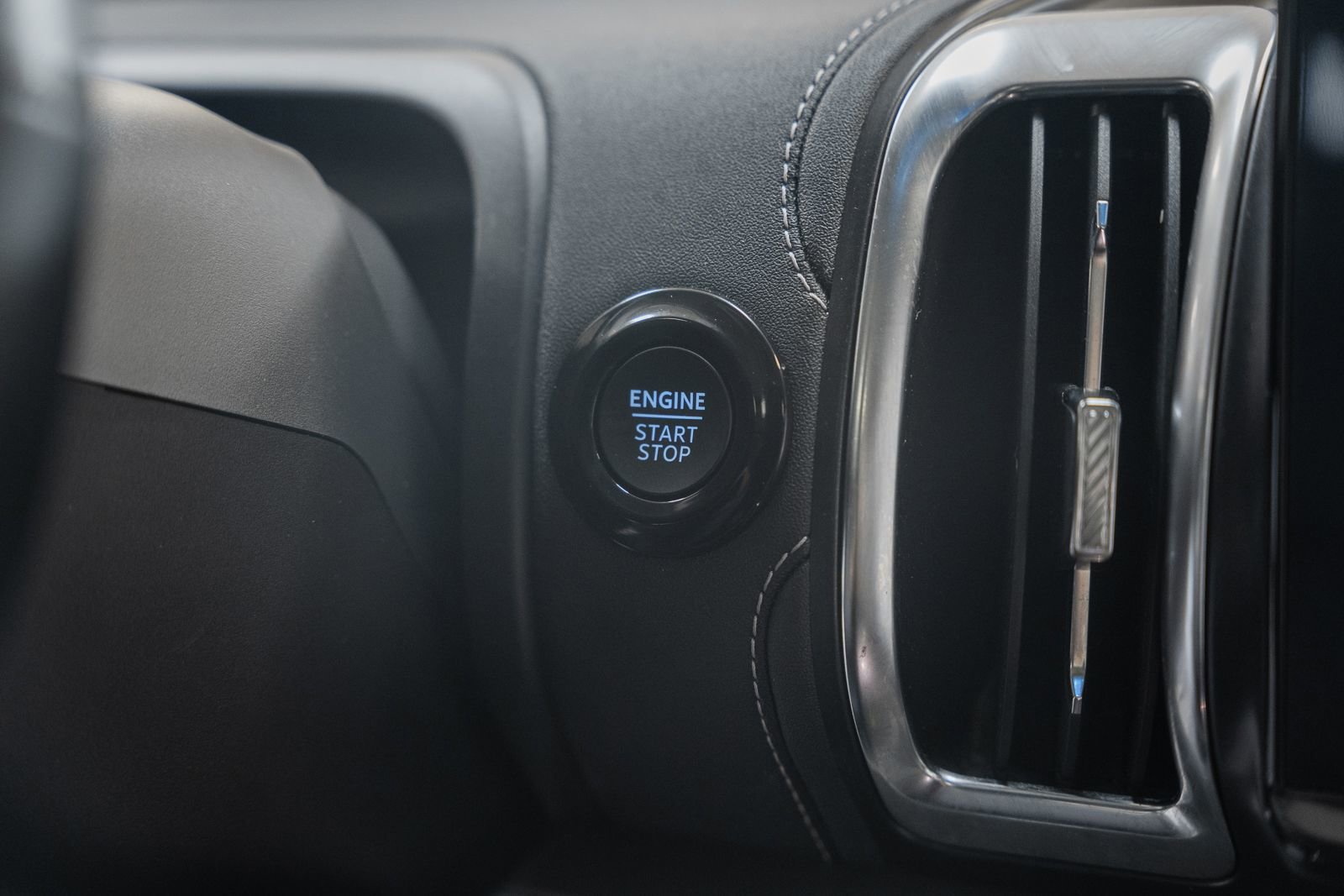 Certified 2025 Ford Expedition Max Platinum image 36