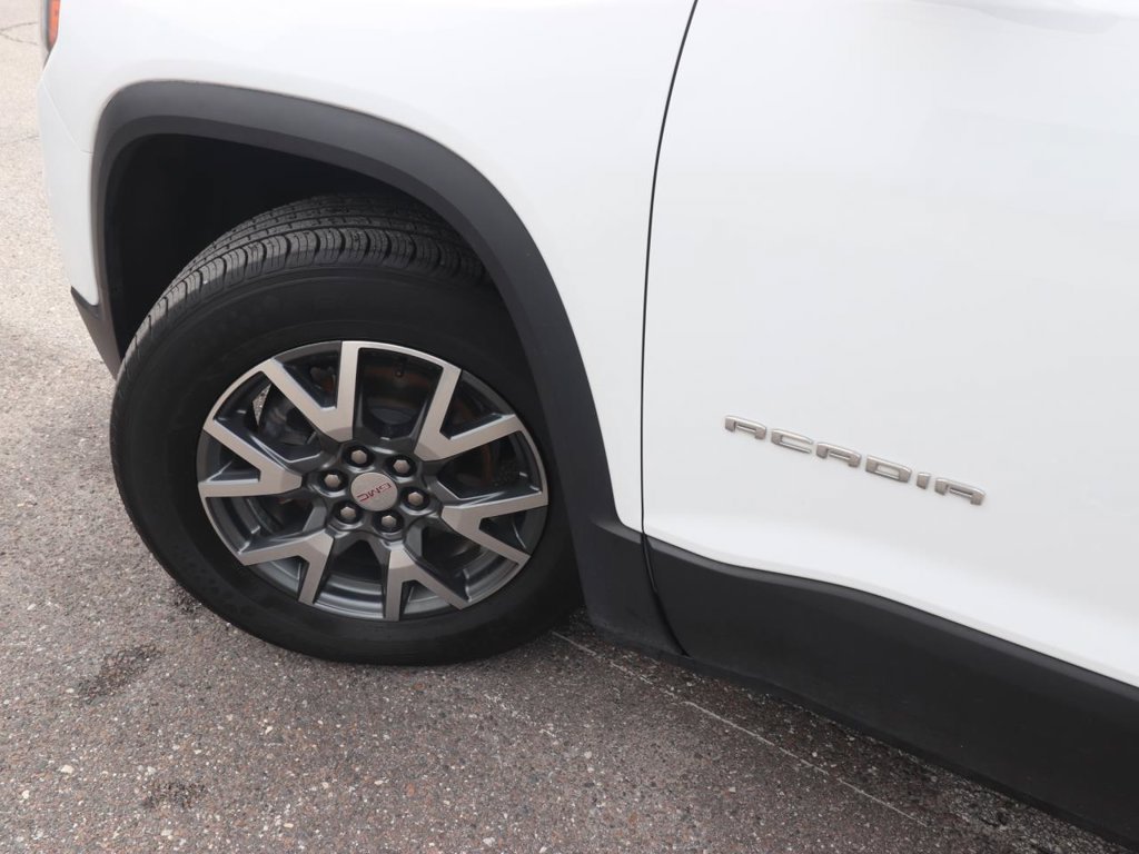 Used 2023 GMC Acadia SLT AWD/4WD image 3
