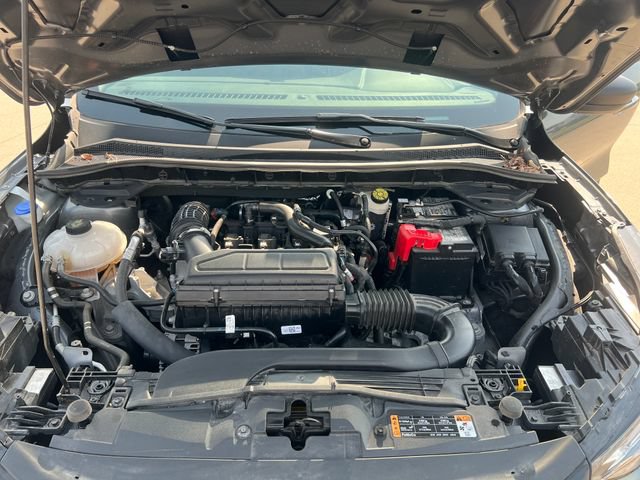 Certified 2025 Ford Escape ST-Line FWD image 12