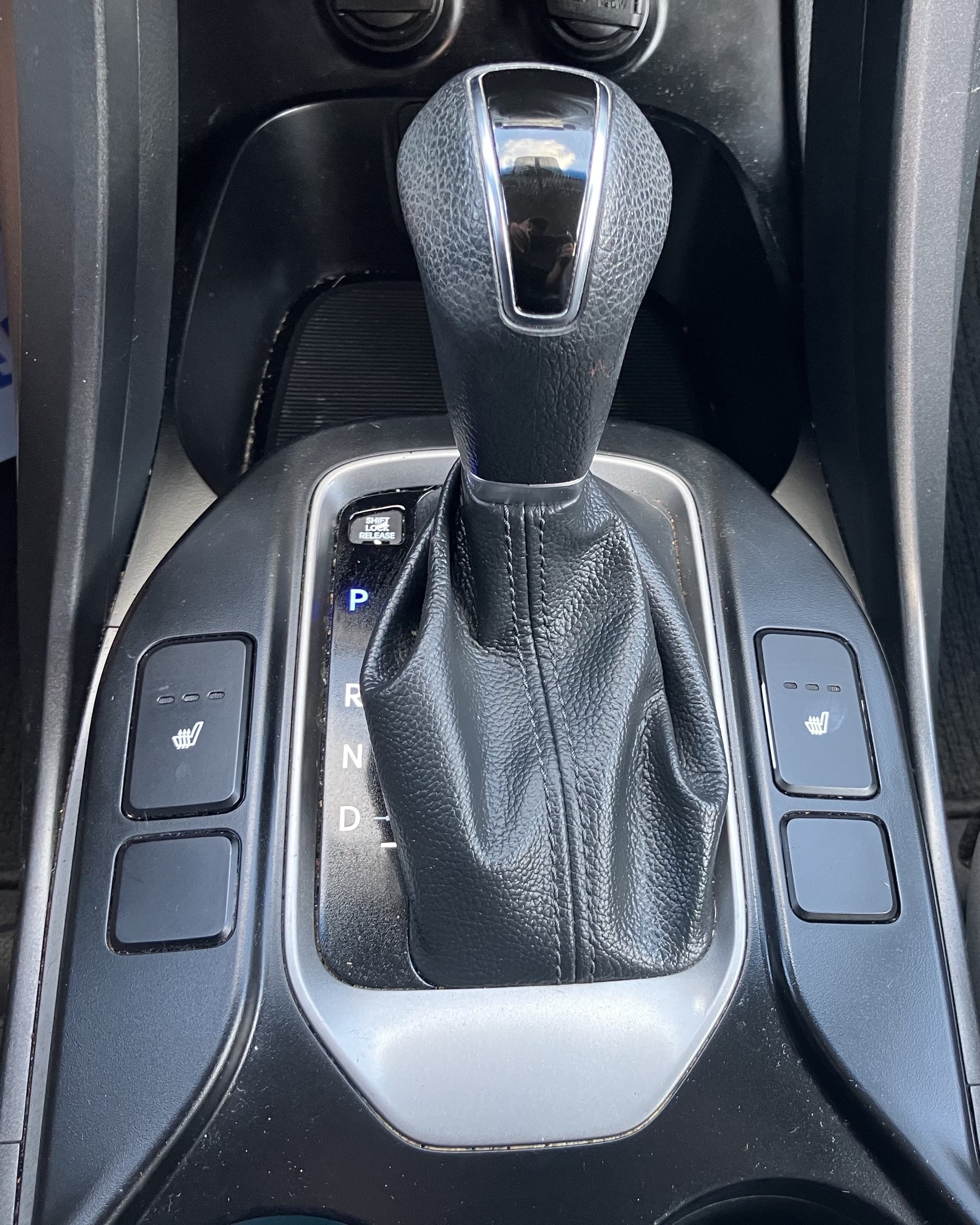 Used 2018 Hyundai Santa Fe Sport w/ 2.4L Value Package 02 FWD image 26