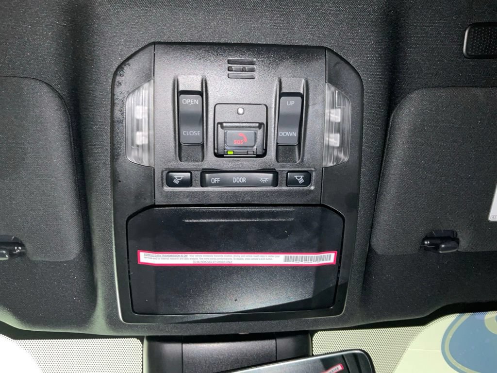 Used 2023 Toyota Highlander XSE AWD/4WD image 20