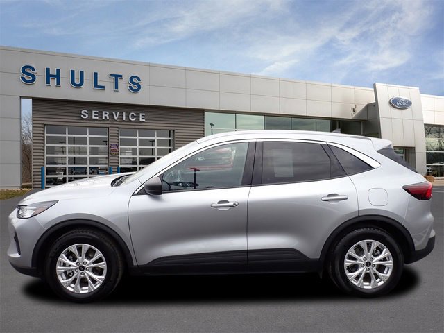 Certified 2023 Ford Escape Active w/ Cold Weather Package image 6