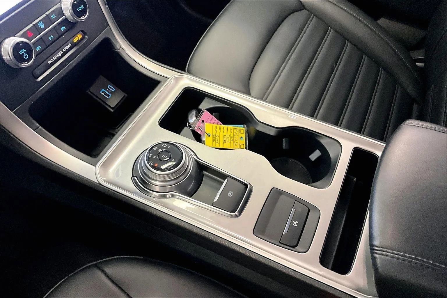 Certified 2024 Ford Edge SEL w/ Convenience Package image 16