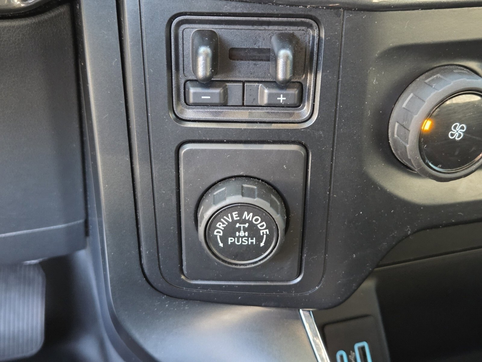 Certified 2022 Ford F150 XL w/ STX Appearance Package image 22