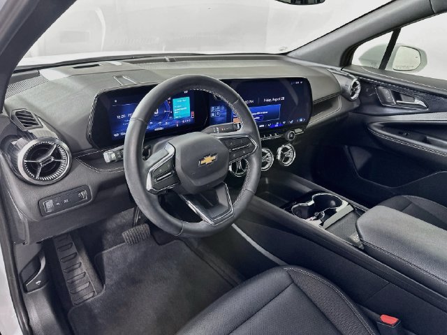 Used 2024 Chevrolet Blazer EV LT AWD/4WD image 15